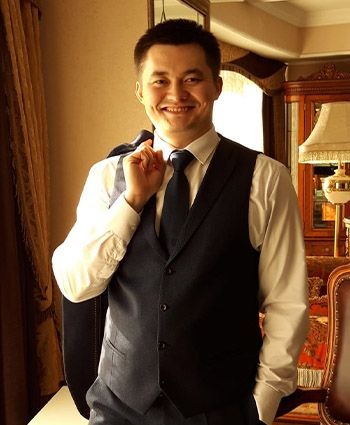 Жандос Мукамбаев